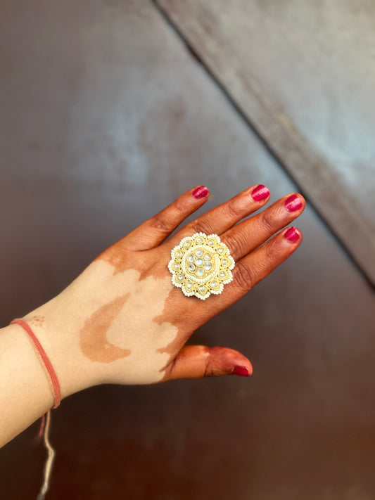 Pearl flower Ring