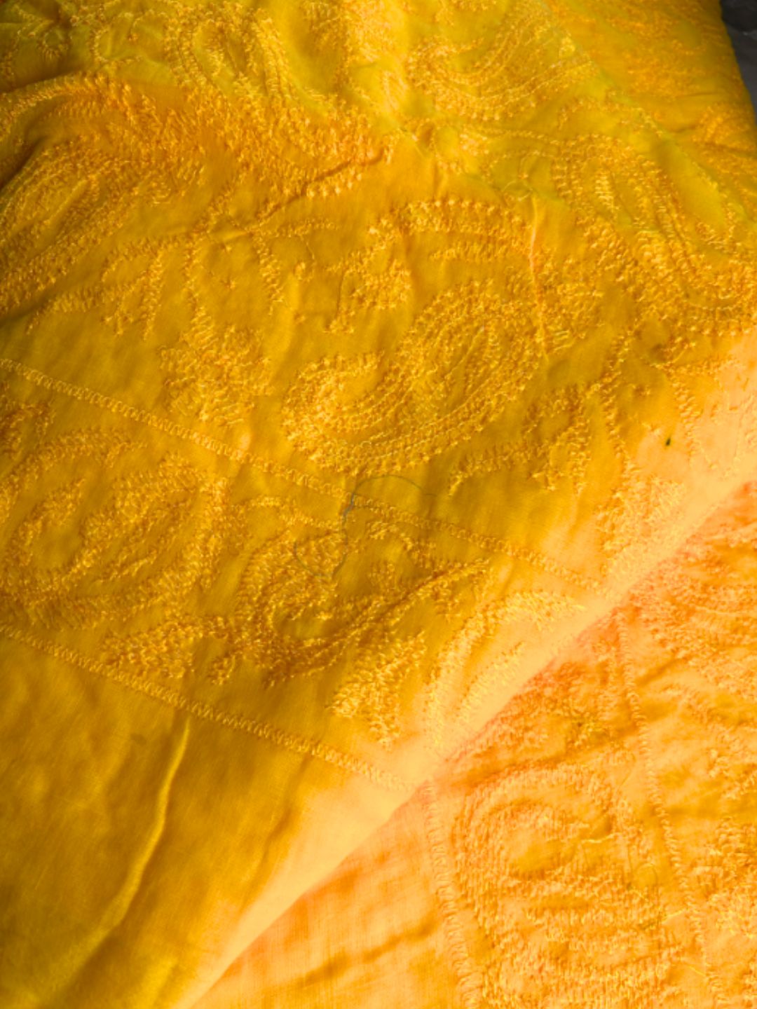 Mustard yellow mul cotton chikankari saree – embroidery detail | Saviias Studioz