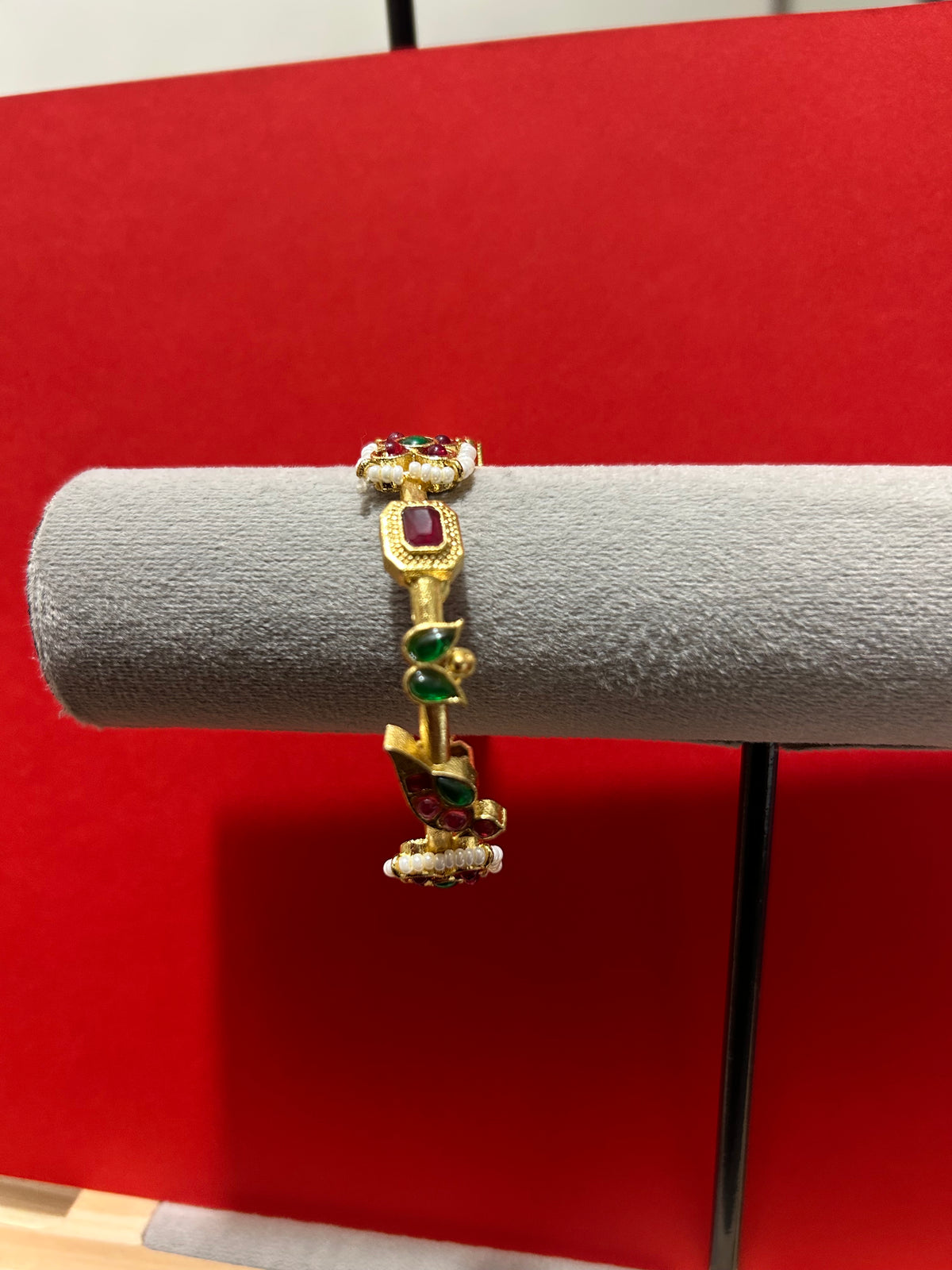 Ruby Emerald Kundan Pearl Kada