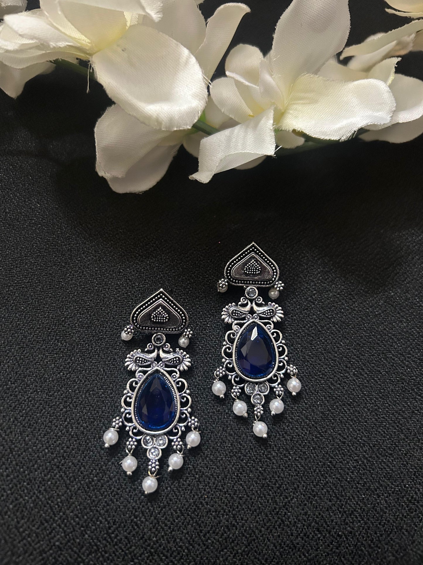 Royal Blue Stone Silver Teardrop