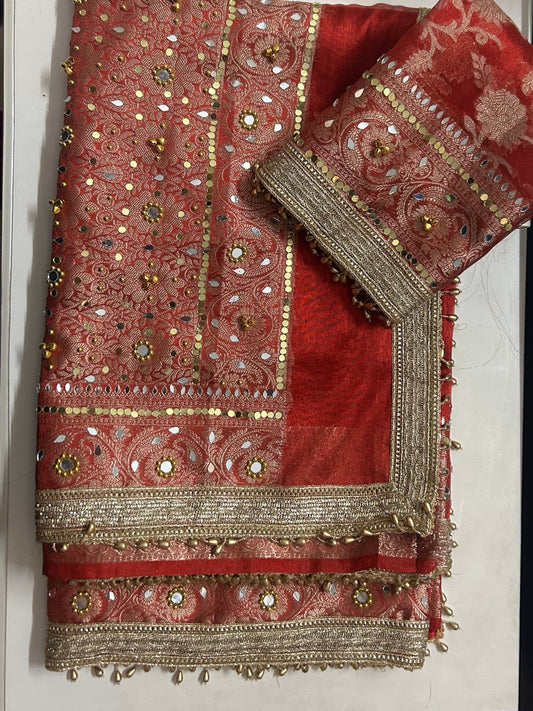 Red Banarasi ghungroo saree for Karwa Chauth 2026