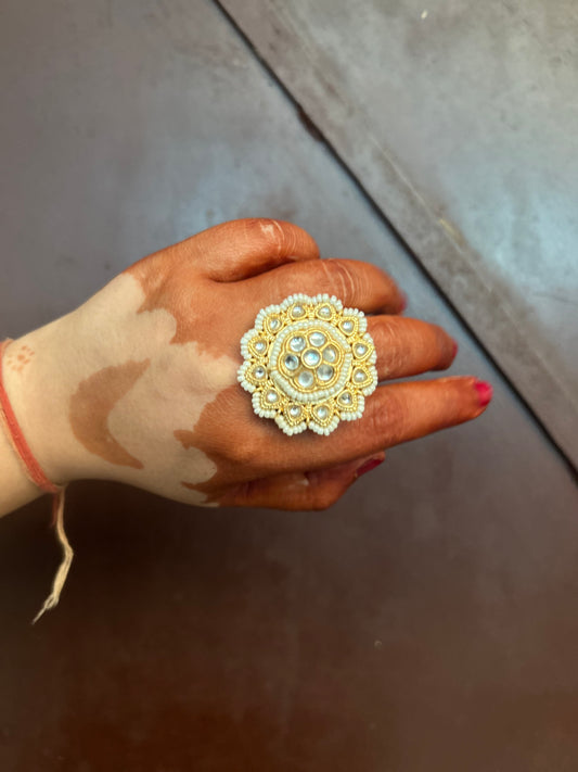Pearl flower Ring
