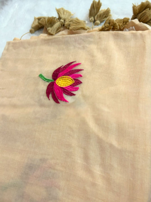 Peach beige mul cotton saree with embroidered lotus motifs – full drape | Saviias Studioz