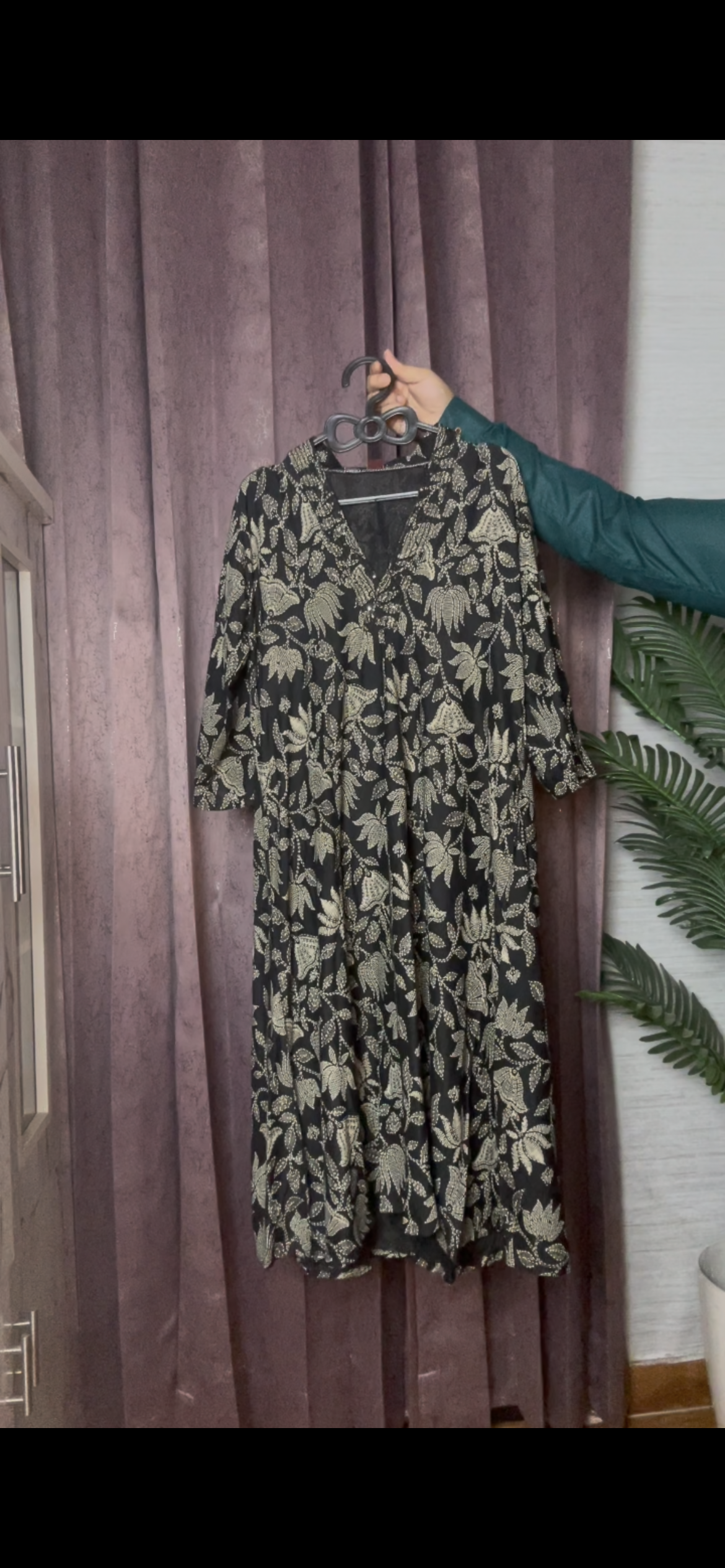 Black & Beige Floral Printed Co-Ord Set | V-Neck Kurta with Matching Palazzo