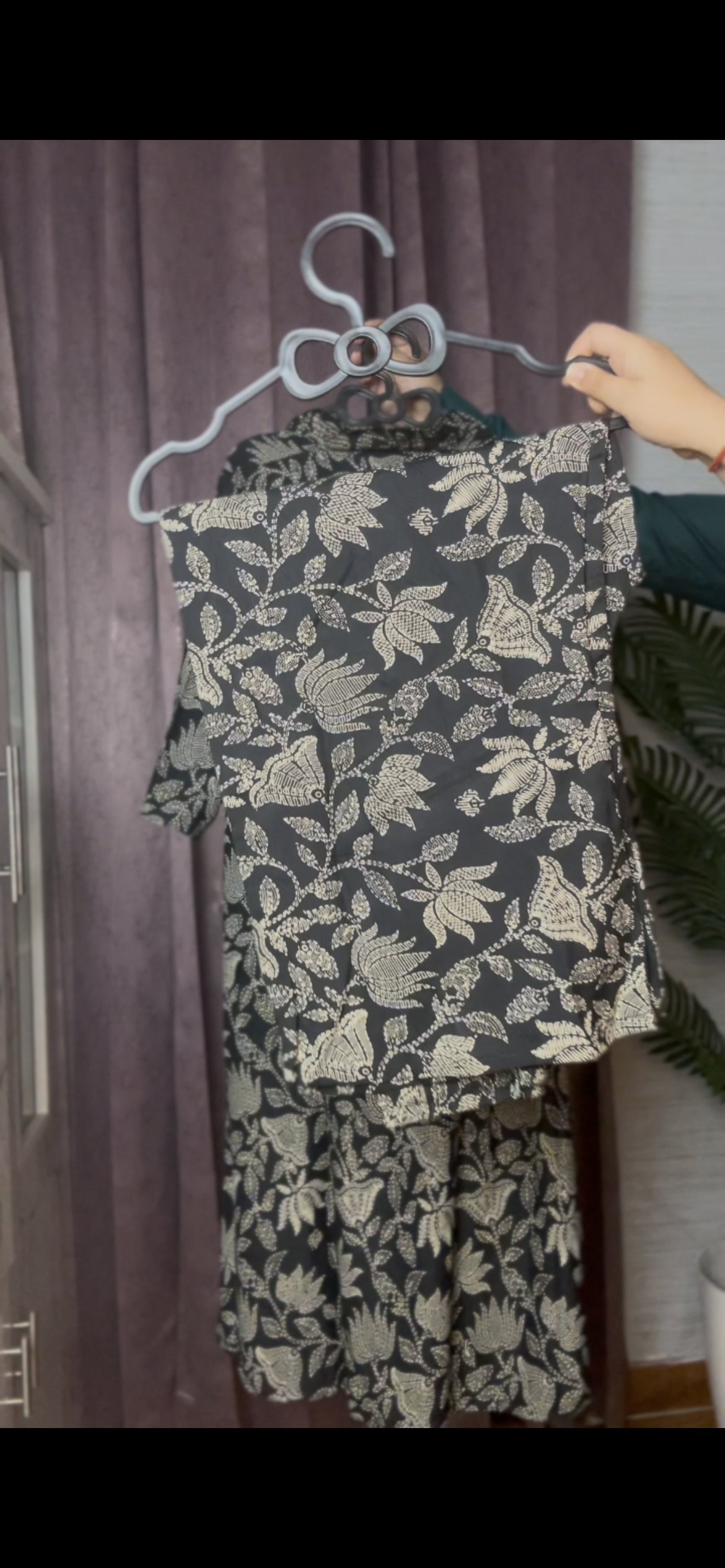 Black & Beige Floral Printed Co-Ord Set | V-Neck Kurta with Matching Palazzo