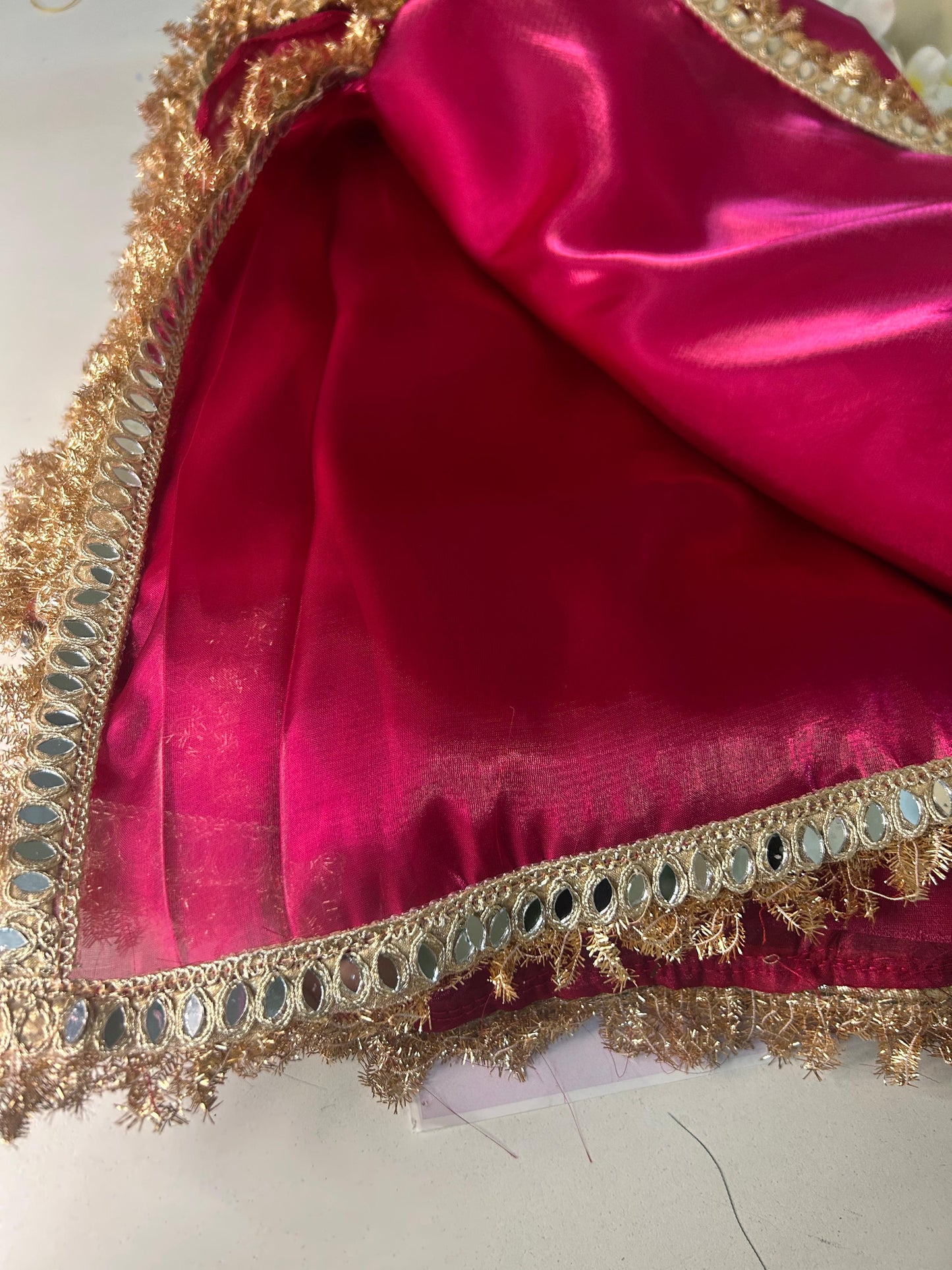 Aaina Gulabi – The Saree of Shimmering Reflections ✨