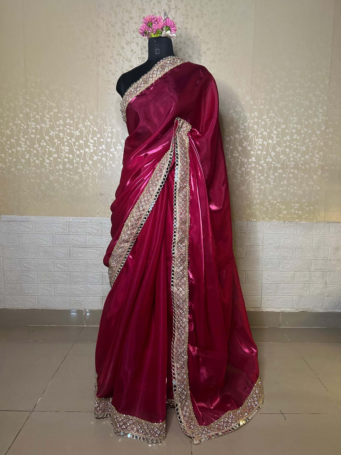 Gulabi Noor Saree